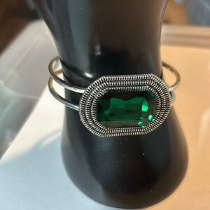 Emerald Green hinged bracelet!